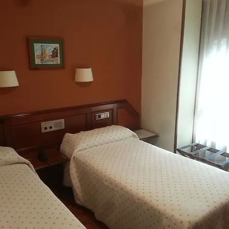 Hotel Ovetense