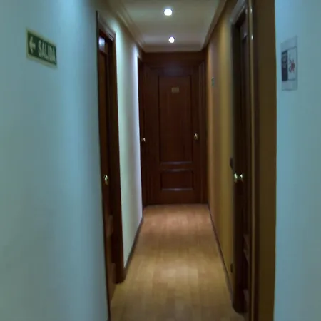 Hotell Ovetense Oviedo