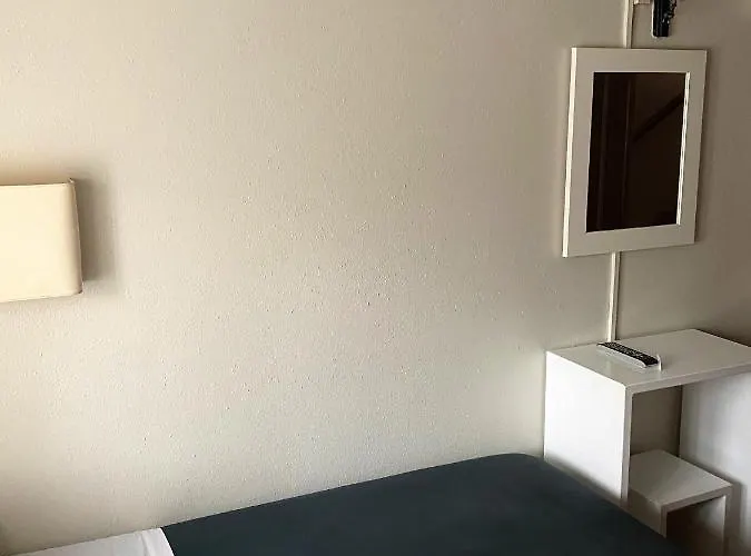 호텔 Ovetense 오비에도